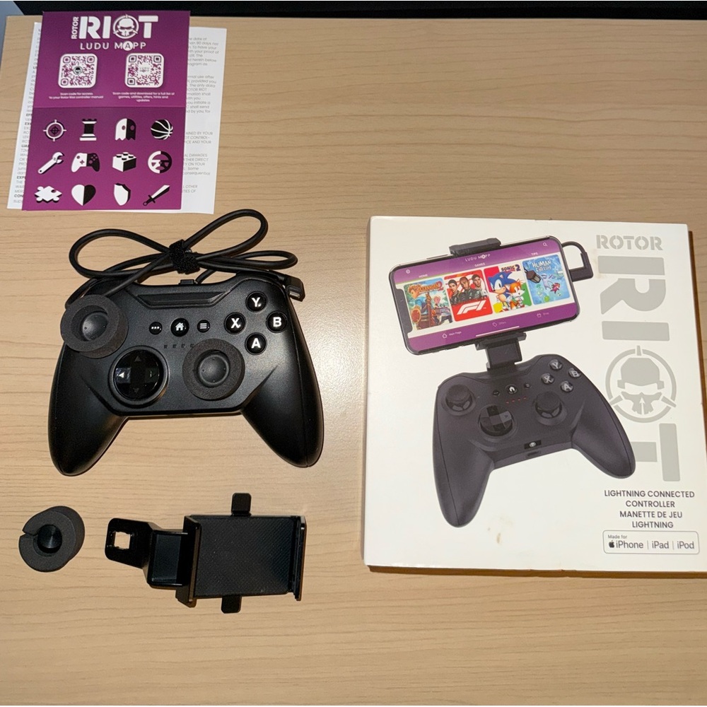 Rotor Riot Lightning Connection Controller